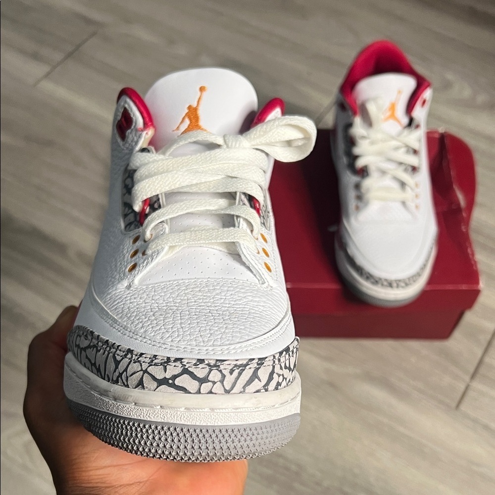Air Jordan 3 Retro Cardinal Red (9) - Picture 6 of 15